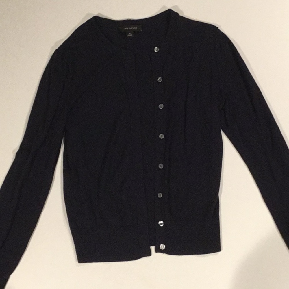 Cardigan sweater